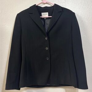 Le Suit Classic Black Women's Blazer
